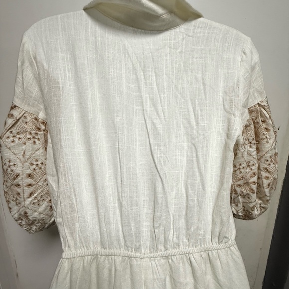Solitaire Cream Long Sleeve Dress with Floral Details - Picture 6 of 10